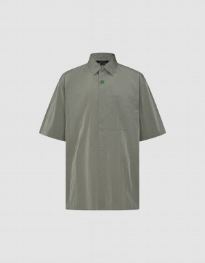 Urban Revivo Button Up Straight Men's Shirts Green | DON3264KX