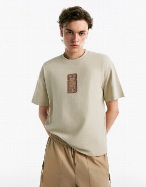 Urban Revivo Drop Shoulder Sleeve Crew Neck Men's T Shirts Khaki | RAG6434XB