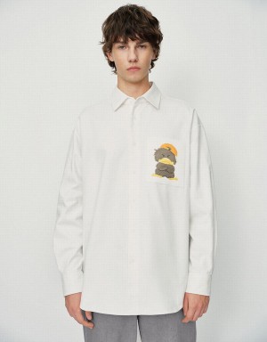 Urban Revivo Duck Printed Oversized Men's Shirts White | LUR1212NT