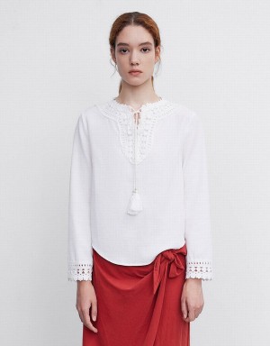 Urban Revivo Embroidered Women's Blouse White | QZI1182PB