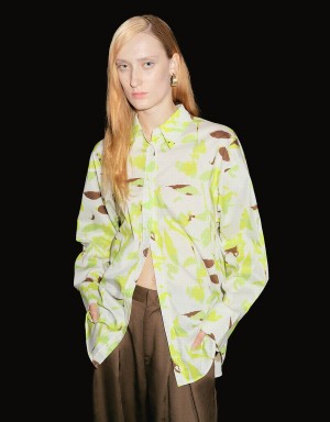 Urban Revivo Leaf Print Button Up Women's Shirts Green | HRG5261XR