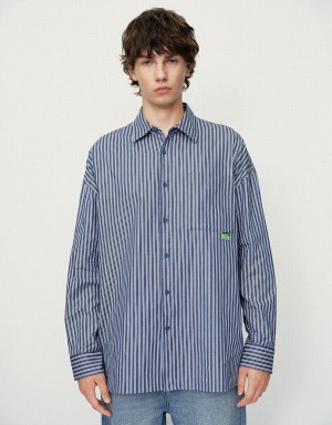 Urban Revivo Striped Oversized Men's Shirts Blue | CTV9893EB