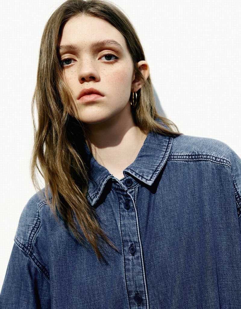 Urban Revivo Button Up Loose Denim Women's Shirts Blue | EYU6511XO