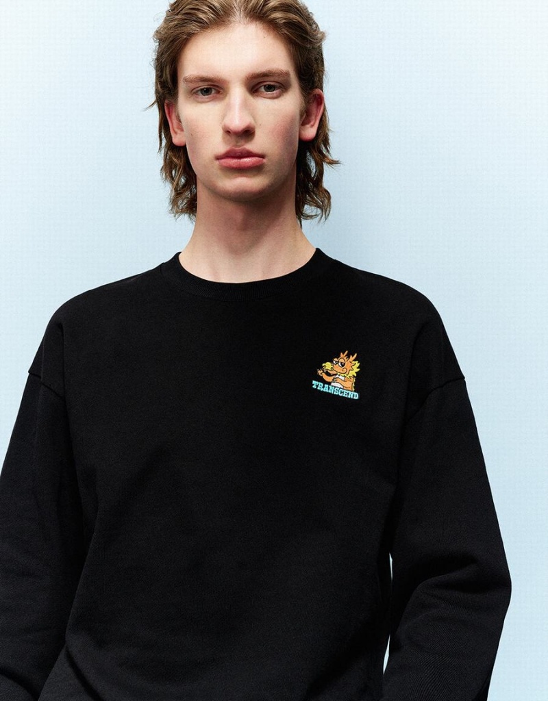 Urban Revivo Dragon Embossed Crew Neck Men's Sweatshirts Black | UPI241EP