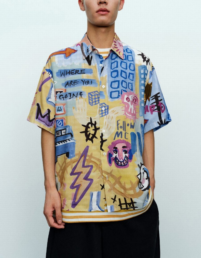 Urban Revivo Graffiti Printed Loose Men's Shirts Multicolor | APU7892ZR