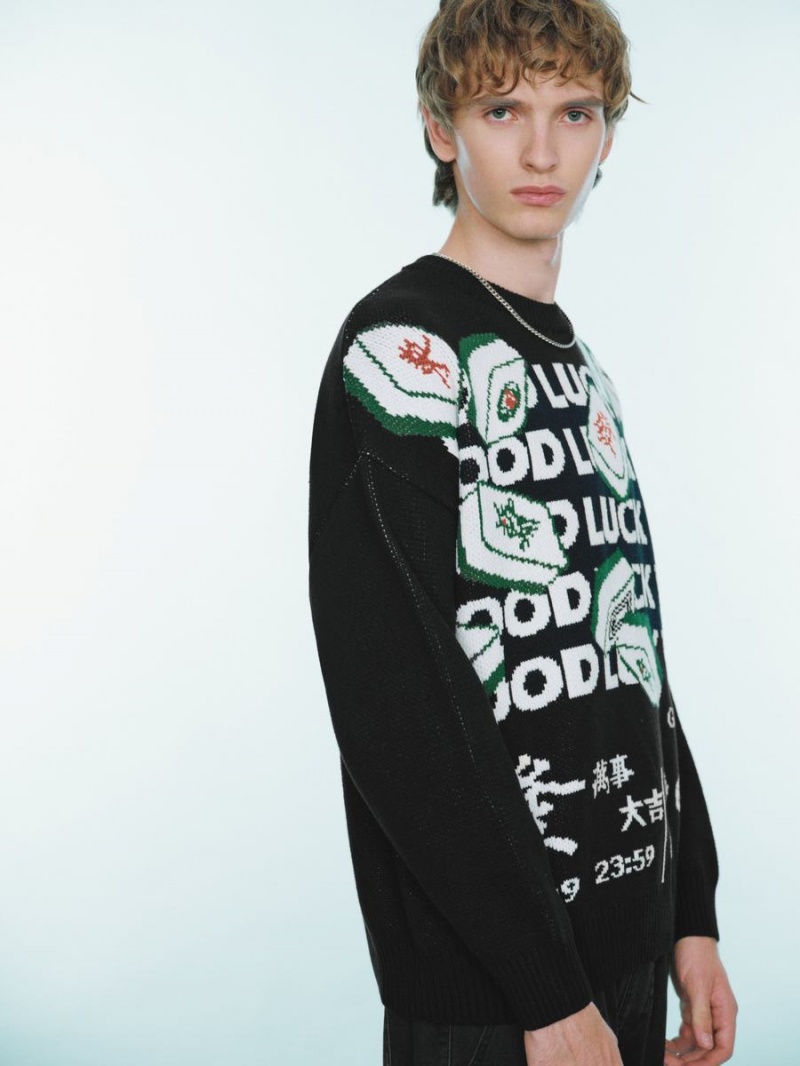 Urban Revivo Mahjong Embroidered Men's Sweaters Black | ITG1004WB