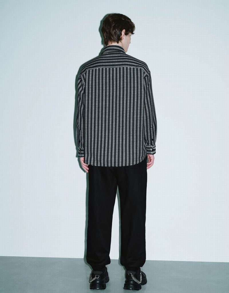 Urban Revivo Striped Button Up Oversized Men's Shirts Black | IXH5895HU